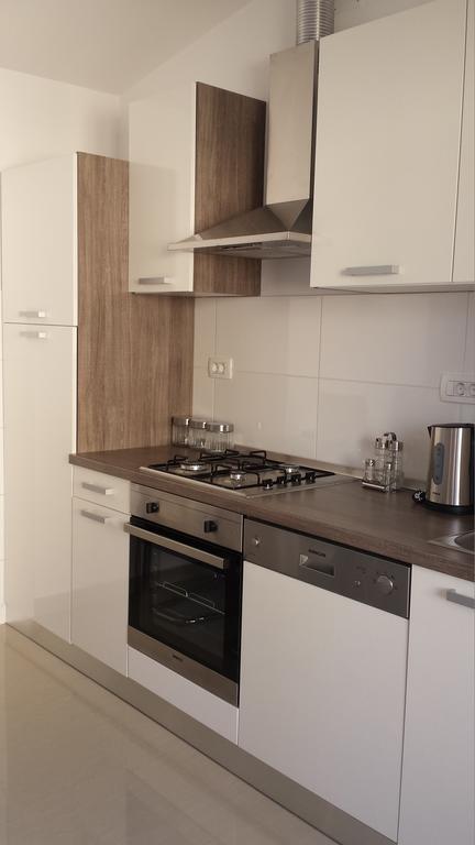 Apartment Sandrica 스토모르스카 객실 사진