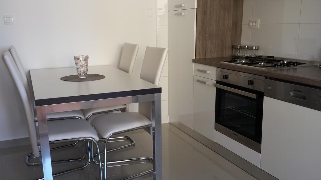 Apartment Sandrica 스토모르스카 객실 사진